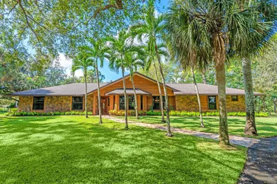 5405 Duckweed Road 1