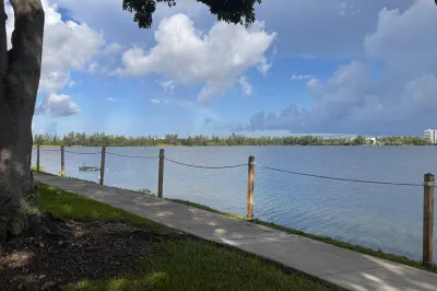 115 Lake Emerald Drive #410 1