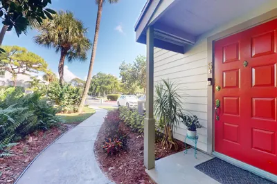 5080 Heatherhill Lane #3205 1