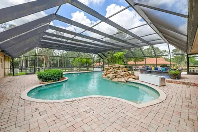 2559 Palm Deer Drive 1
