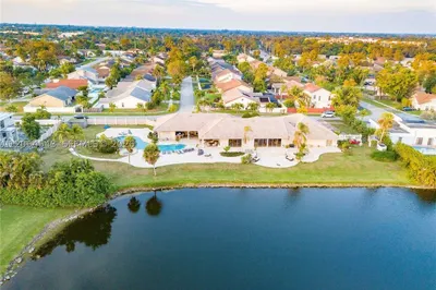 7248 NW 48th Ct 1