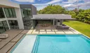 7425 Howard Dr Photo