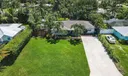 20 Windsor Road E Photo