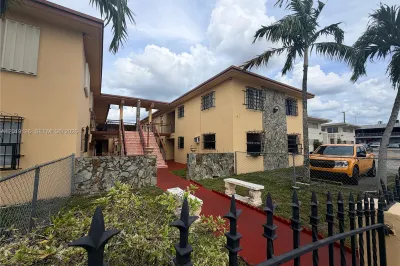 47 NW 47th Ave #10 1