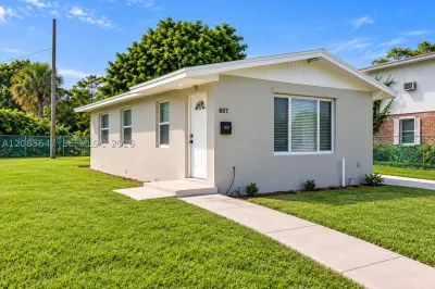 807 Handy Ave 0 1