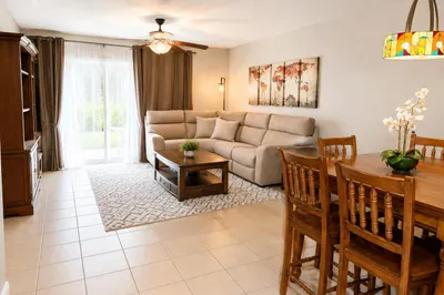 140 S CYPRESS Road #111 1