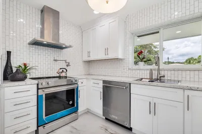 331 Tequesta Drive #223 1