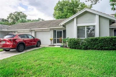 3158 SW Sunset Trace Circle