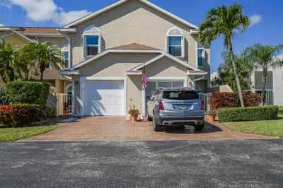 Sands Riverside Townhouse