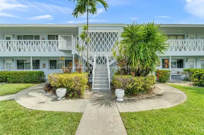 900 Atlantic Shores Blvd #219 1
