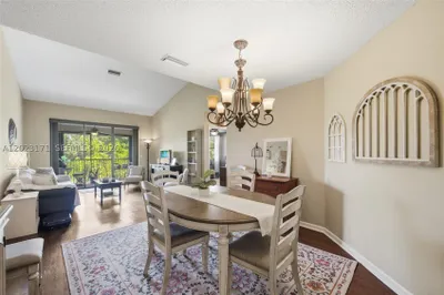 4111 Coral Tree Cir #327 1