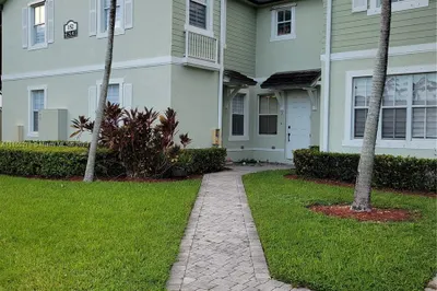 152 SE 29th Ave #2 1