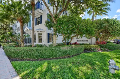 503 N Mallory Circle 1