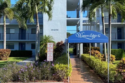 15456 Pembridge Drive #304 1
