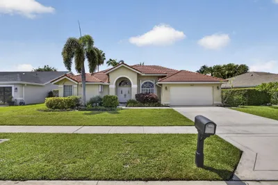 1224 Lake Breeze Drive 1