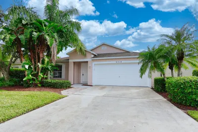 835 Greenleaf Circle 1