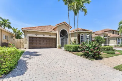 4911 Tropical Garden Drive 1