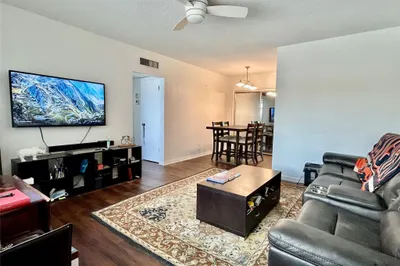 350 S Cypress Road #521 1