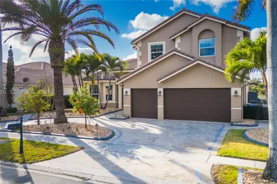 3240 SW 190th Ave 1