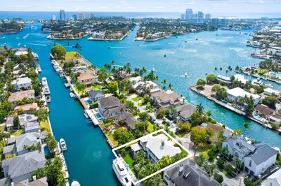 Stunning view of the waterway in the Rio Vista nei