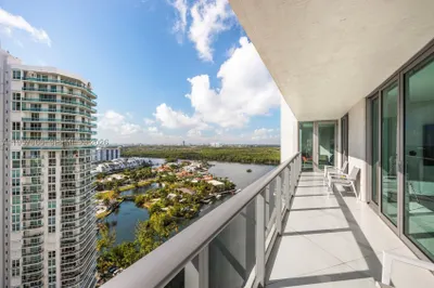 300 Sunny Isles Blvd #4-2202 1