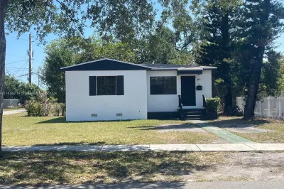 720 NW 134th St 1
