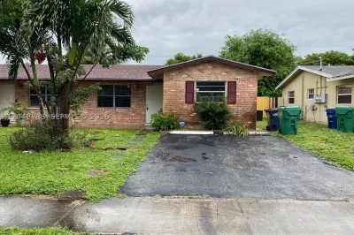 5425 NW 16th Ct 0 1