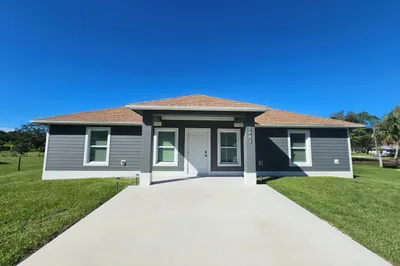 2447 nw 5th st front
