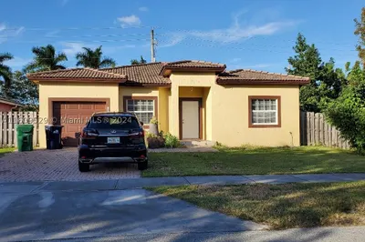 13805 SW 26th Ter 1