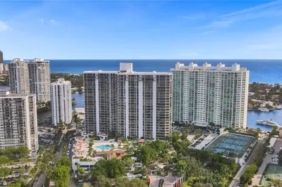 20281 E Country Club Dr #407 1