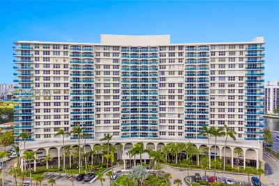 3800 S Ocean Dr #317 1