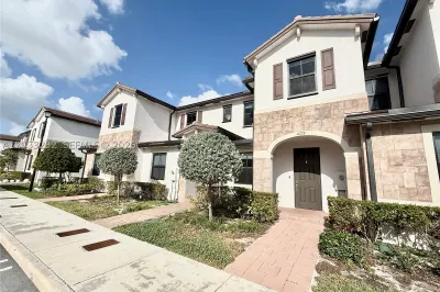 11119 W 34th Way #11119 1