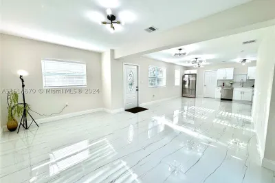 6110 NW 42nd Ave 1