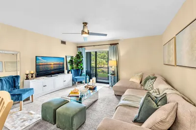 912 SW 9th Street Circle #105 1