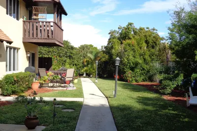 312 SOUTHWIND Drive #104 1
