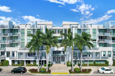 111 SE 1ST Avenue #517 1