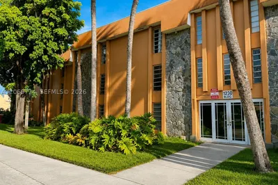 1230 W 54th St #329A 1