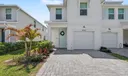5747 SE Edgewater Circle Photo