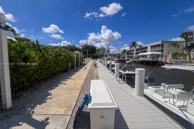 Dock