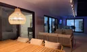 712 E Boulevard Chatelaine Photo