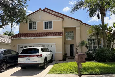 300 Cameron Dr 1