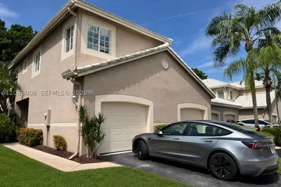 2050 Madeira Dr 1