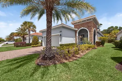 11111 SW Visconti Way 1