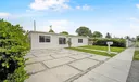 941 E 16th Pl Photo