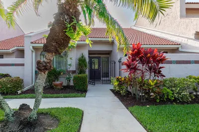 3303 SE Sandpiper Circle 1