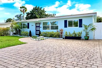 3546 Betty Ann Court E 1