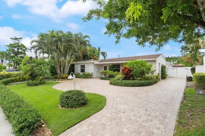 214 Alhambra Place 1