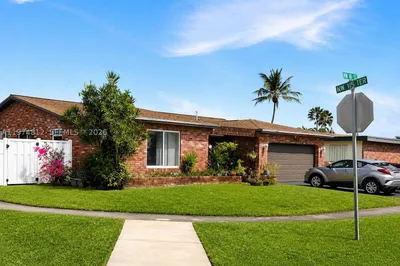 11501 NW 41st St 1