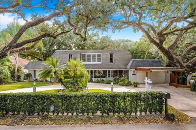 3920 SW 56th Court 1