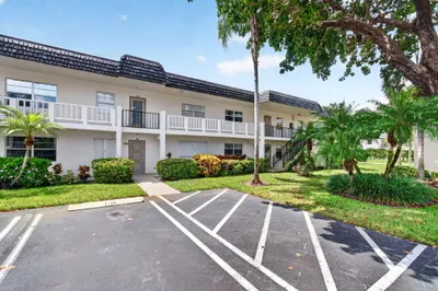 1 ABBEY Lane #108 1